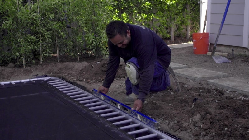 digging hole for trampoline 1