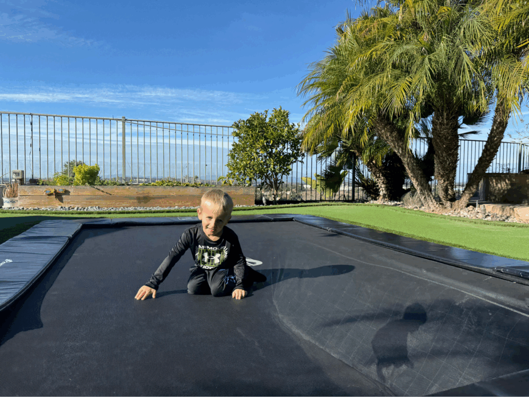 Trampoline for Sensory Processing Disorders: Benefits & Tips 1 trampolining for sensory processing disorders